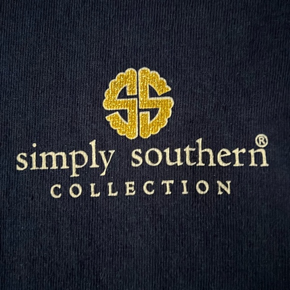 Simply Southern longsleeve top. Small - Picture 4 of 5